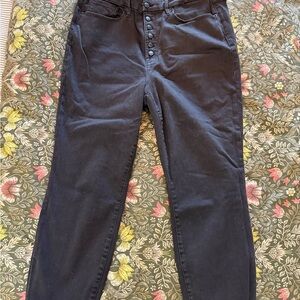 Good American always fits 14-18 Black Button-Fly Jeans